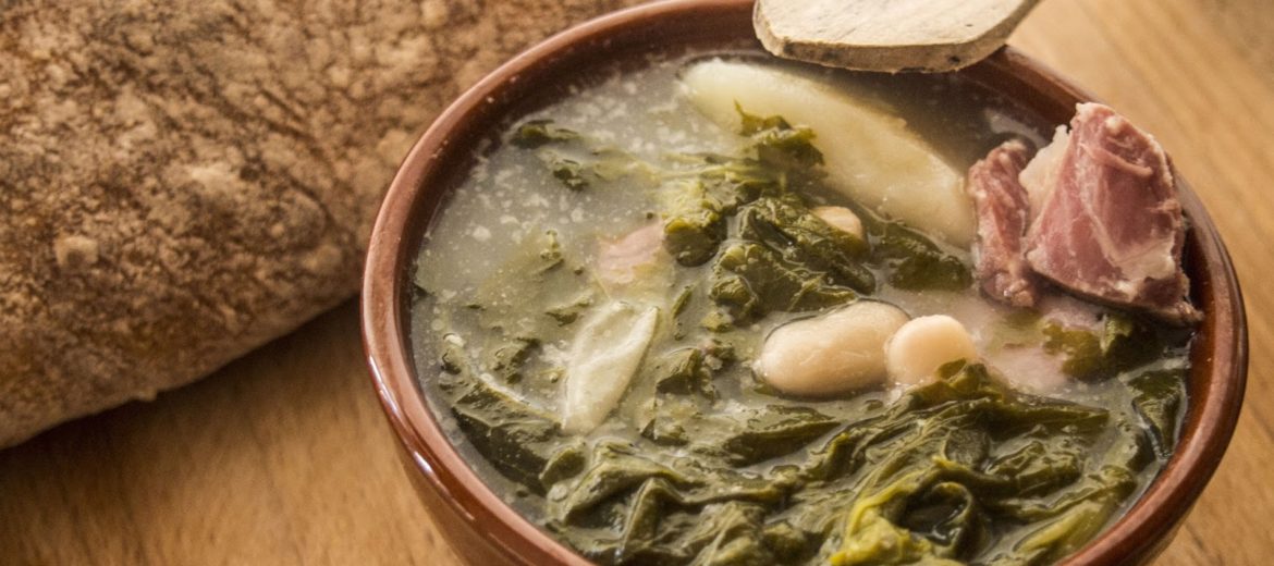 Caldo gallego