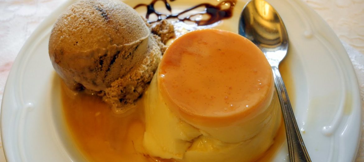 Flan con helado